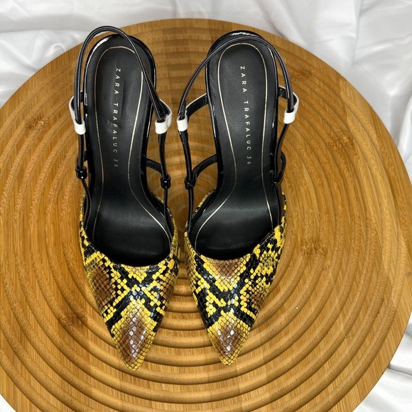 Zara Women’s Snake Print heeled sandals Pointed Toe Black/ Yellow Size 36 . - Picture 1 of 8